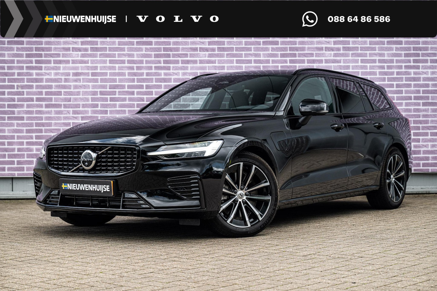 Volvo V60 - 2.0 T8 Plug-in hybrid AWD Ultra Dark 455 PK | Panoramadak | 360 Camera | Adaptieve Cruise - AutoWereld.nl