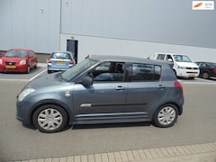 Suzuki Swift - 1.3 Shogun 5 DEURS MET AIRCO APK 08-2027