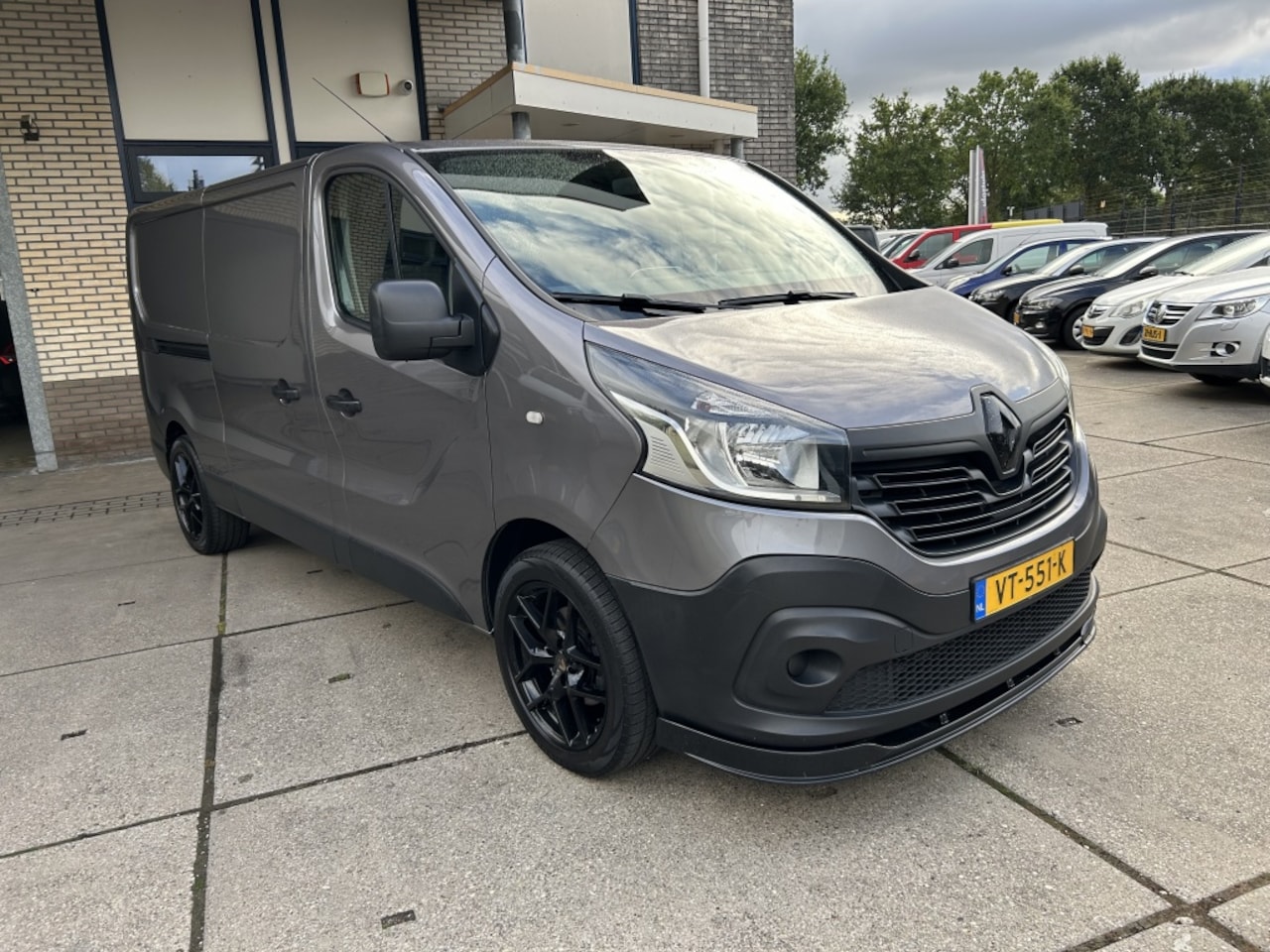 Renault Trafic - 1.6 dCi T29 L2H1 LEER NAVI EDITION SPORT - AutoWereld.nl