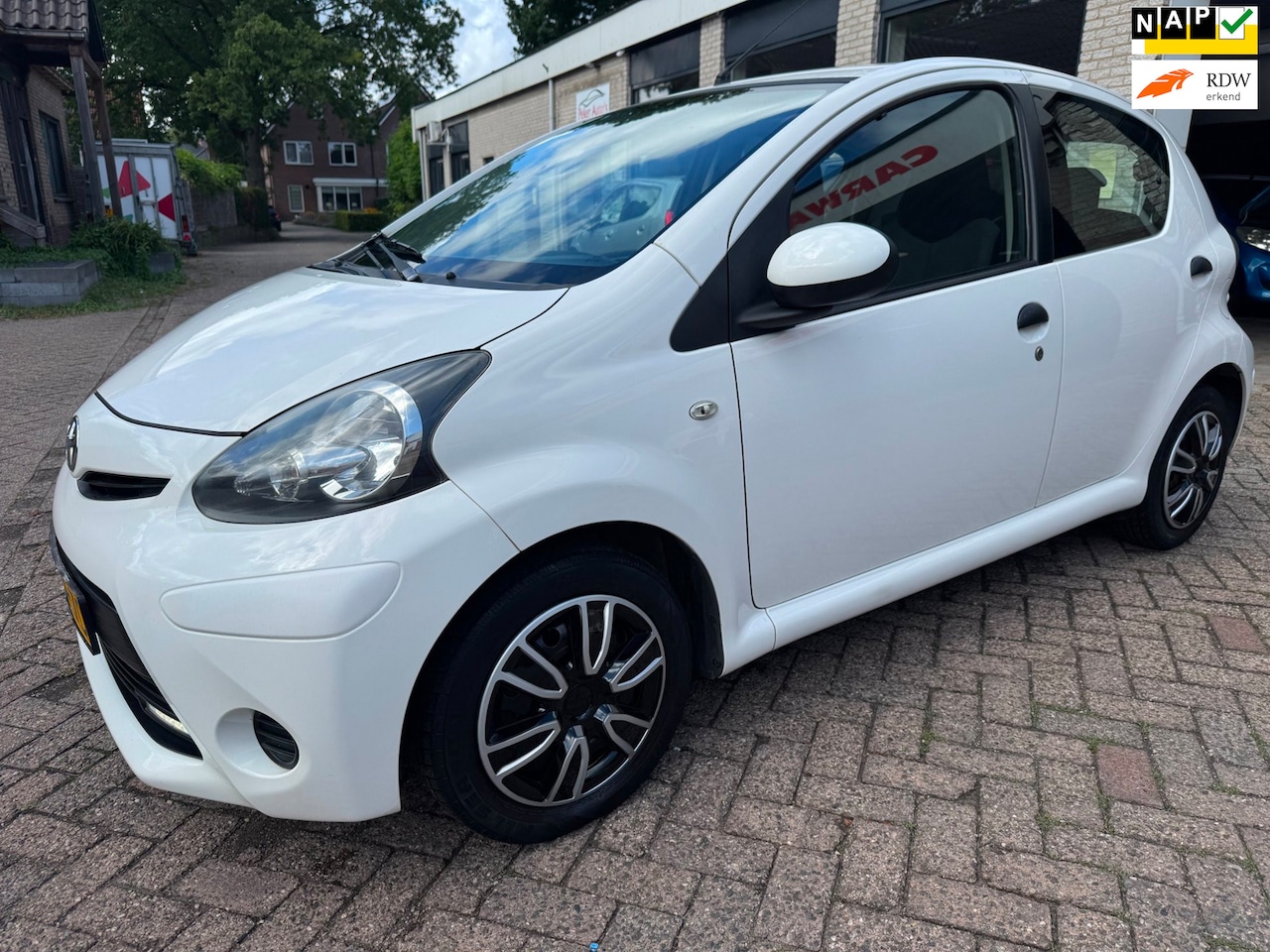 Toyota Aygo - 1.0 VVT-i Aspiration AIRCO LED 194181 KM NAP O.H BOEKJES VOLLEDIG ONDERHOUDEN GEHAD MET FA - AutoWereld.nl