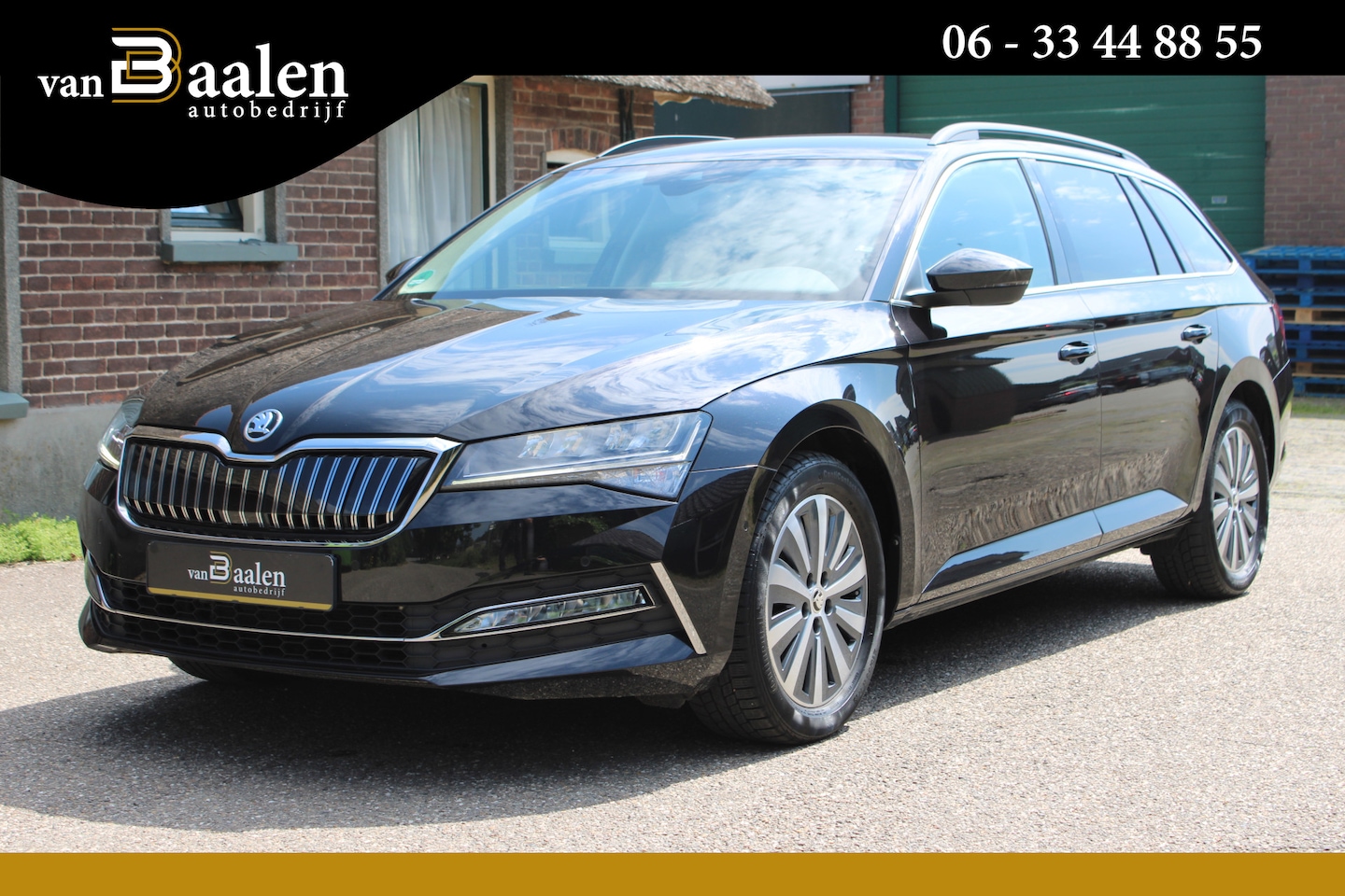 Skoda Superb Combi - 1.4 TSI iV Business Edition SOh 92% NAVI LED ECC STANDKACHEL 58000KM!!! - AutoWereld.nl