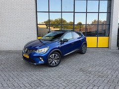 Renault Captur - 1.3 TCe 140 Initiale Paris, Trekhaak, Schuif kantel dak