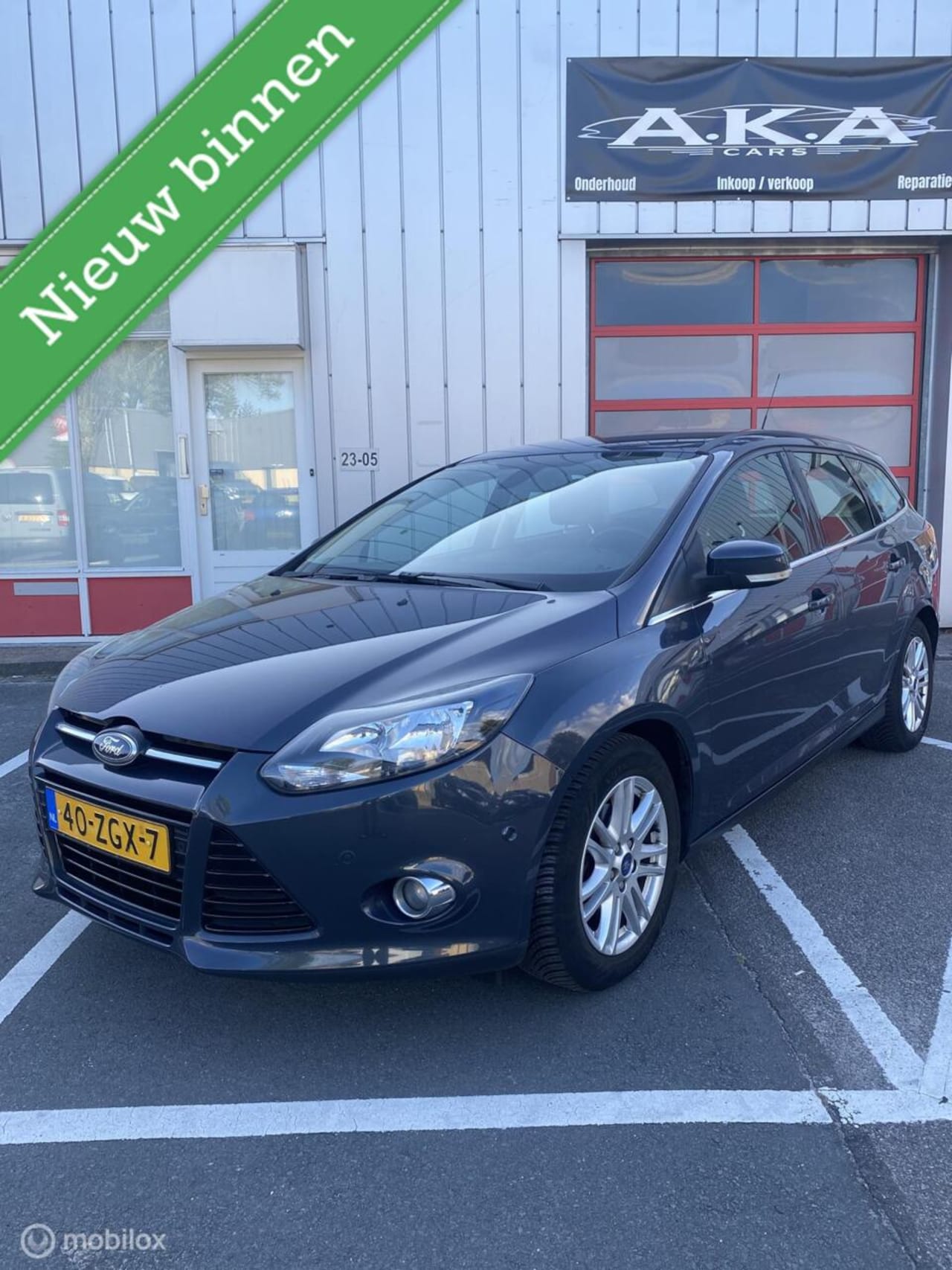 Ford Focus Wagon - 1.0 EcoBoost Titanium |1e Eigenaar | Distributie Riem Vervangen| Dealeronderhouden | NIEUW - AutoWereld.nl