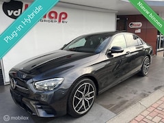Mercedes-Benz E-klasse - 300 e 4MATIC AMG Line AMBIENTE DUBBEL SCHUIF BURMEISTER ELE TREKHAAK ETC SOH 96%