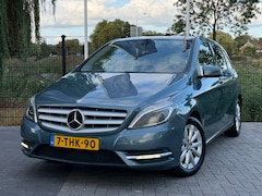 Mercedes-Benz B-klasse - 200 Ambition AUT / AIRCO / CRUISE / PDC / TREKHAAK