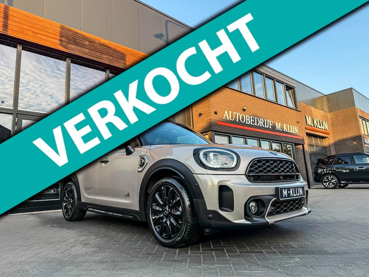 MINI Countryman - Cooper S E ALL4 MINI Yours Aut 220pk Rooftopgrey/Pano/Camera/Bomvol - AutoWereld.nl