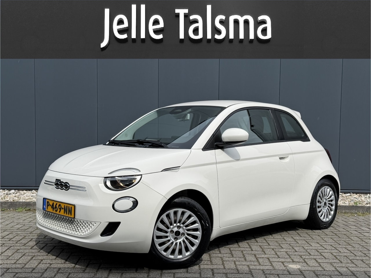 Fiat 500e - Action 24 kWh | Carplay/Android | DAB | Cruise control | Airco | Media Pack - AutoWereld.nl