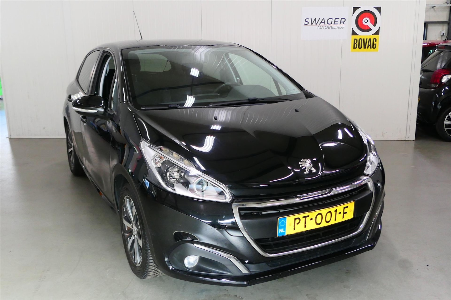 Peugeot 208 - 1.2 Puretech 82pk 5D Active(Goed onderhouden) - AutoWereld.nl