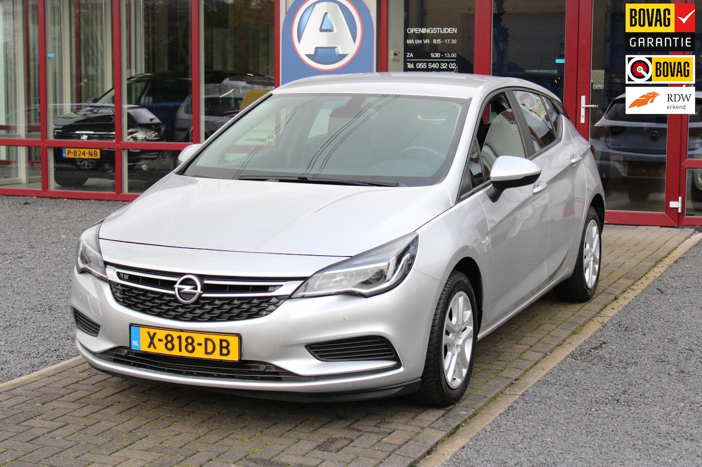 Opel Astra - 1.0 Turbo 120 Jaar Edition 1.0 Turbo 120 Jaar Edition - AutoWereld.nl