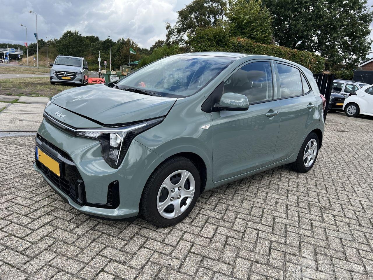 Kia Picanto - 1.0 DPI DynamicLine | 13.618 km!! - AutoWereld.nl