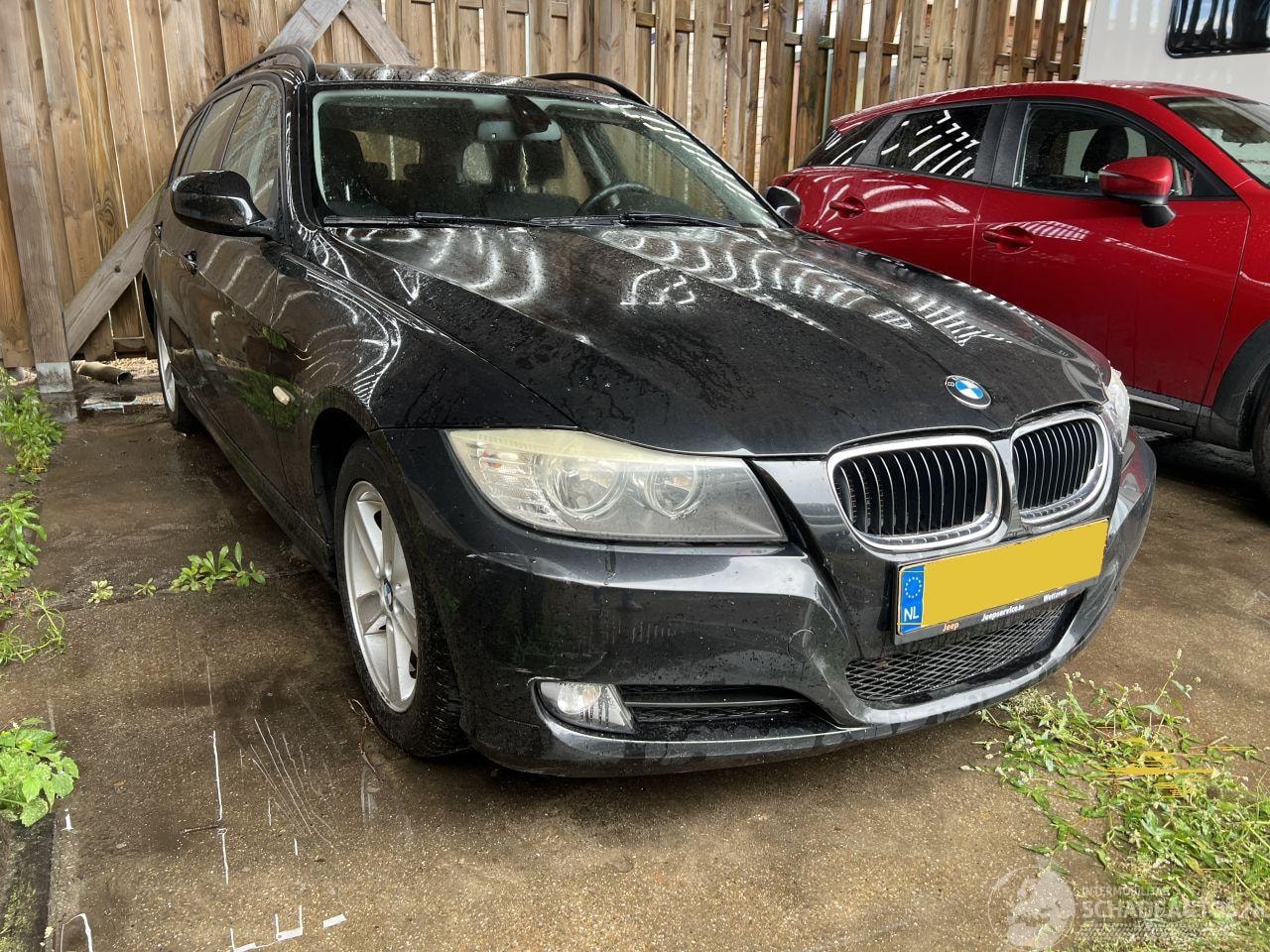 BMW 3-serie Touring - 3-serie - 318d Corporate Lease Executive - AutoWereld.nl