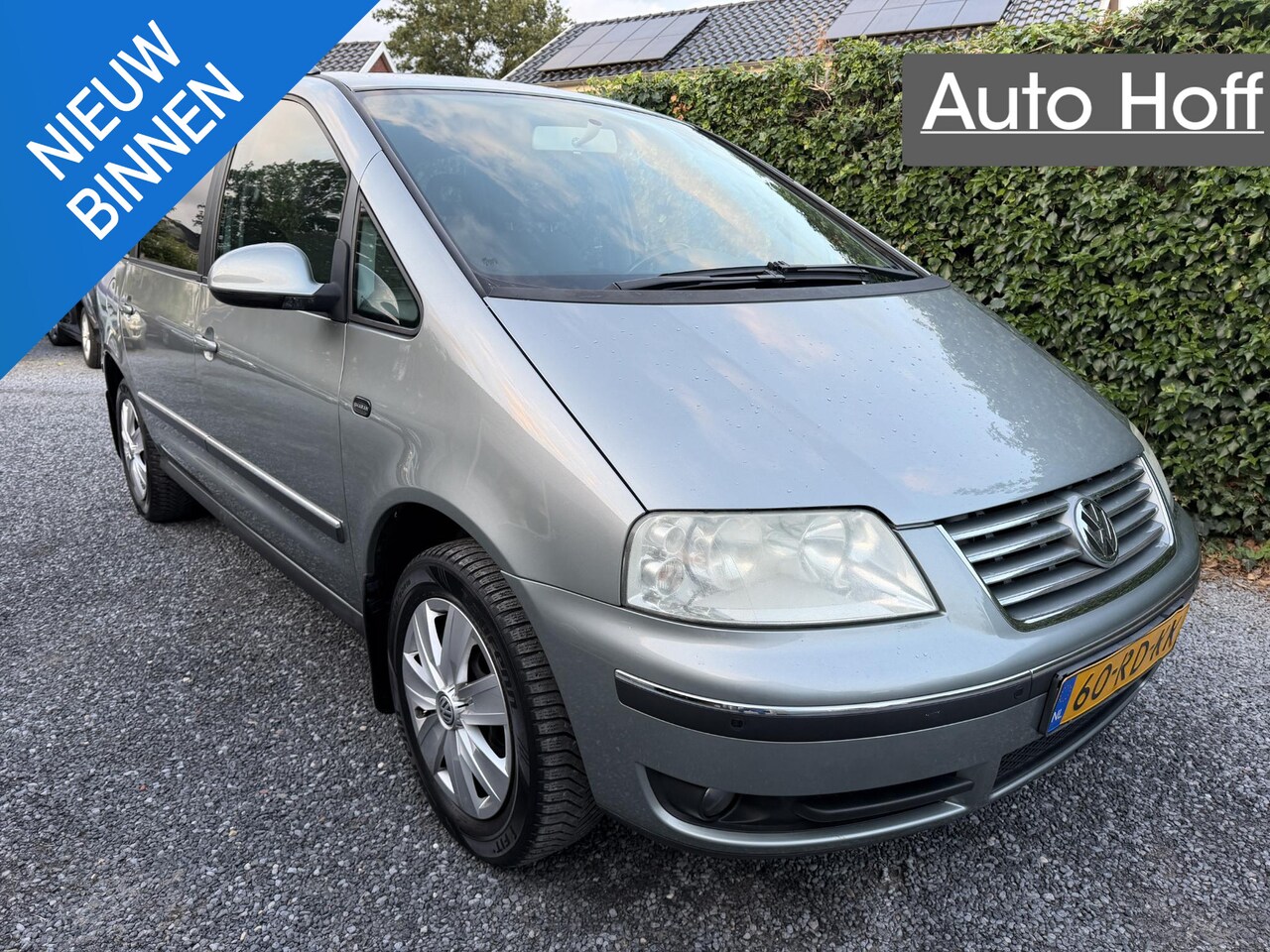 Volkswagen Sharan - 1.8 Turbo Comfortline | Autom. Airco | Cruise Control | 7 Stoelen | Elekt. Ramen | Trekhaa - AutoWereld.nl
