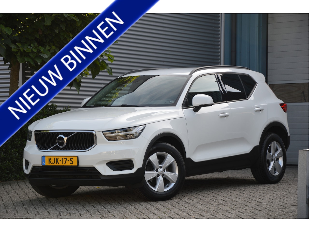 Volvo XC40 - 1.5 T2 Essential LED | CARPLAY | CAMERA | TREKHAAK | CRUISE | ENZ - AutoWereld.nl