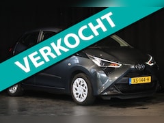 Toyota Aygo - 1.0 VVT-i x-play / NAP / ORIG. NL- AUTO / AIRCO / CAM. / CARPLAY