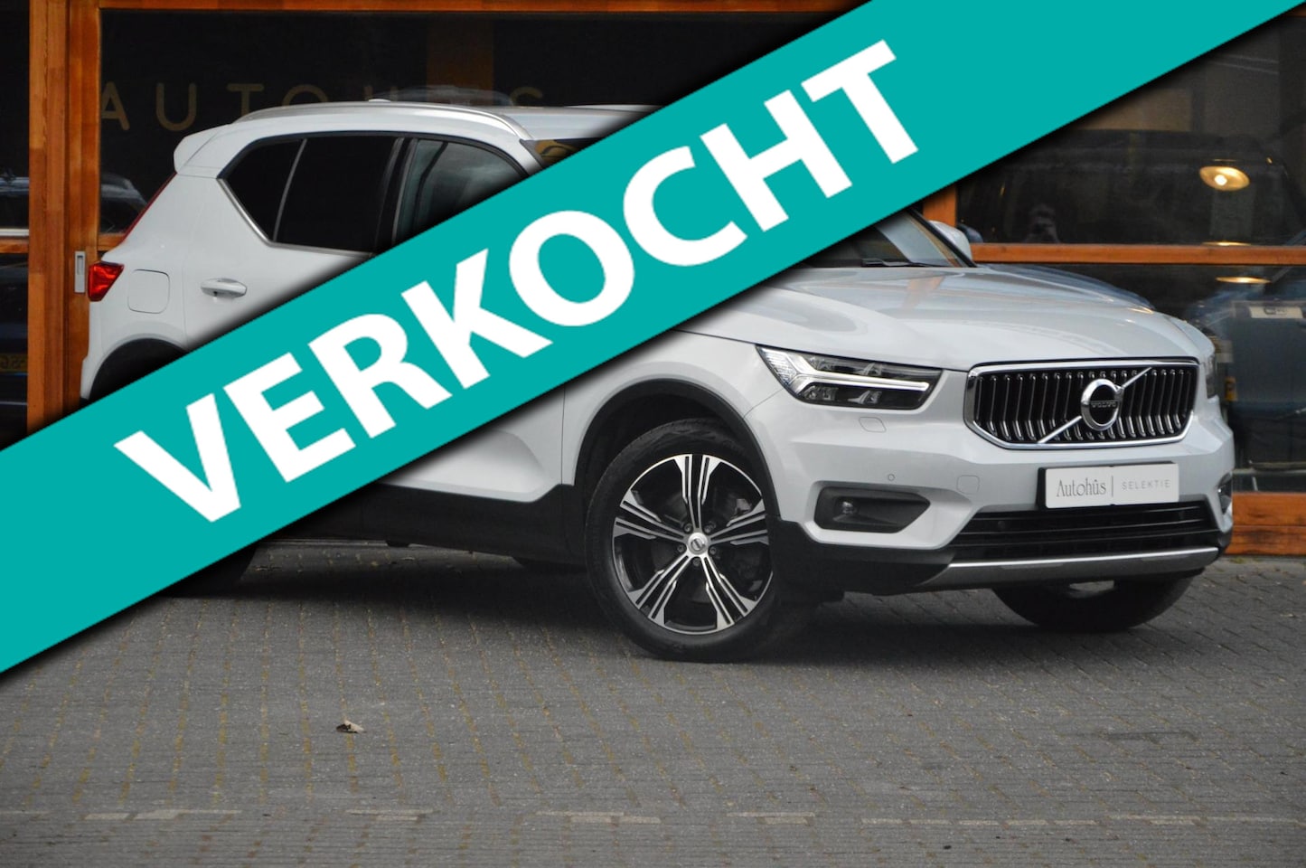 Volvo XC40 - T5 Recharge Inscription | Pilot-assist | Camera | Stoelverwarming | Stuurverwarming | Volv - AutoWereld.nl
