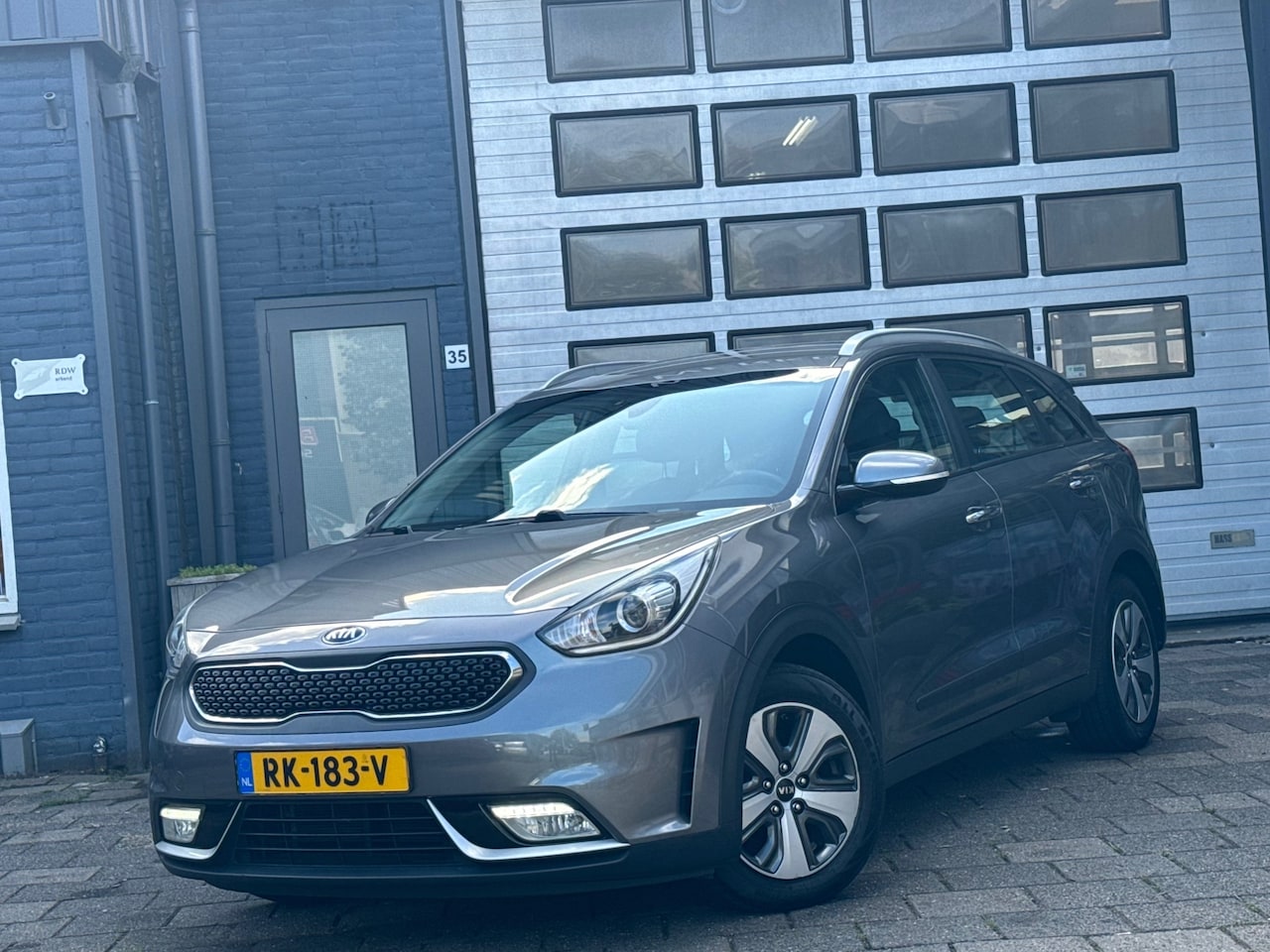 Kia Niro - 1.6 GDi Hybrid DynamicLine | Clima | Camera | Navi - AutoWereld.nl