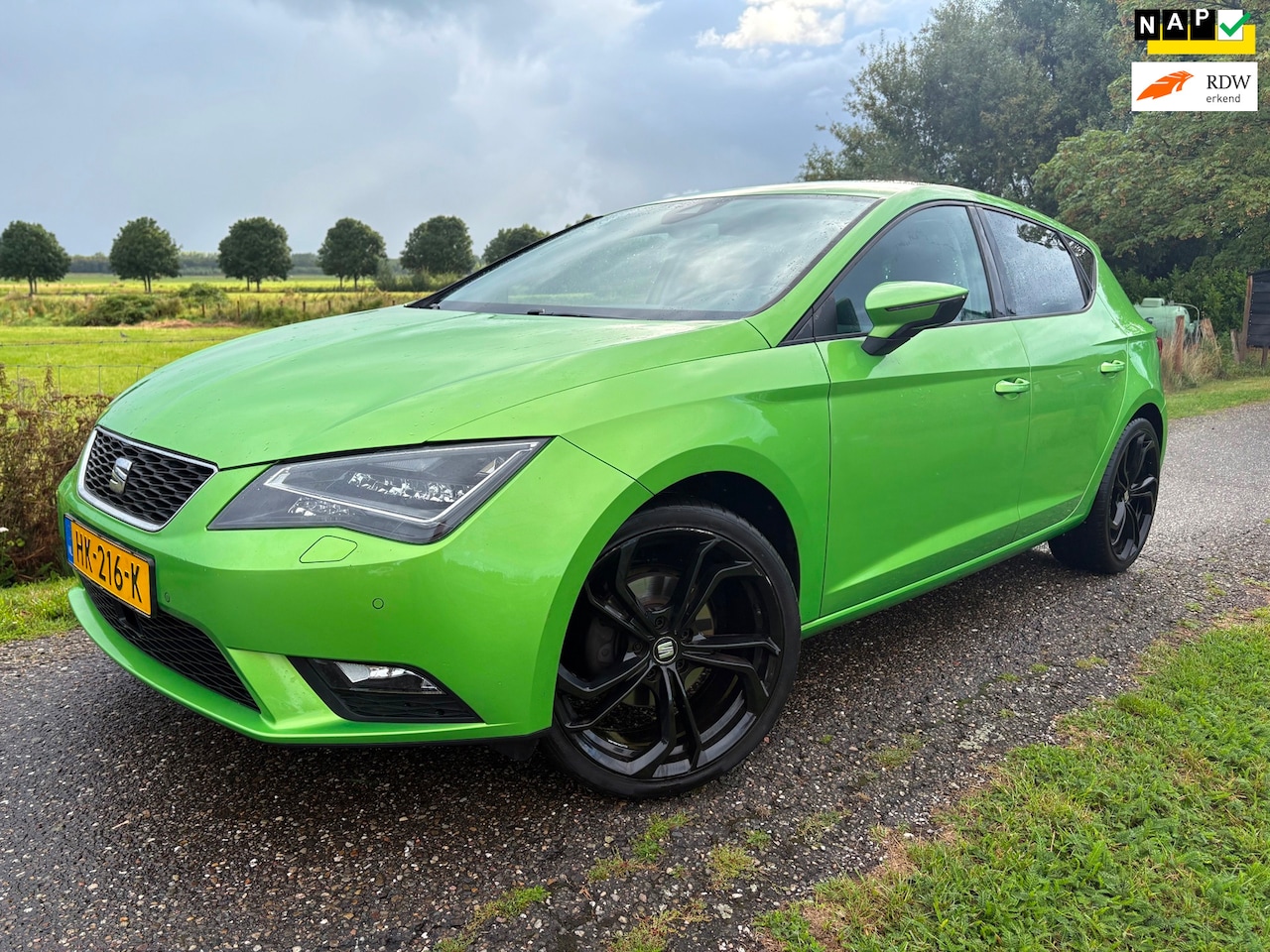 SEAT Leon - 1.4 EcoTSI Style Connect|Stoelverw|Alarm|APK - AutoWereld.nl