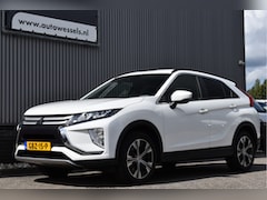 Mitsubishi Eclipse Cross - 1.5 DI-T Pure Automaat Camera, Stoelverwarming, Afn. trekhaak, Cruise control