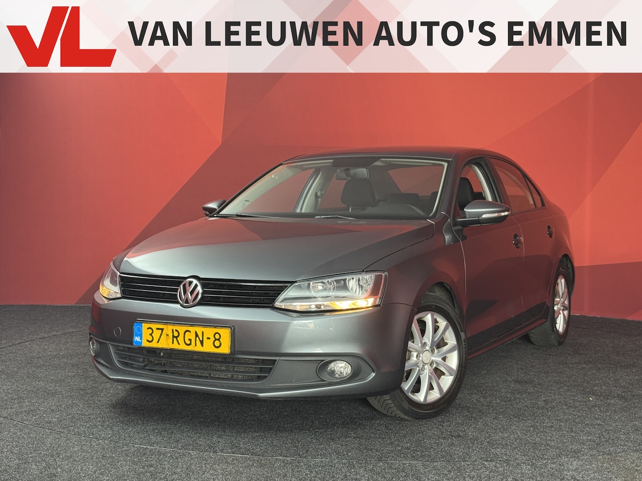 Volkswagen Jetta - 1.2 TSI Trendline | Navigatie | Airco | Cruise Control | APK 26-06-2027 - AutoWereld.nl