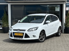 Ford Focus - 1.0 EcoBoost Titanium | Distr & Wp Vervangen | Camera
