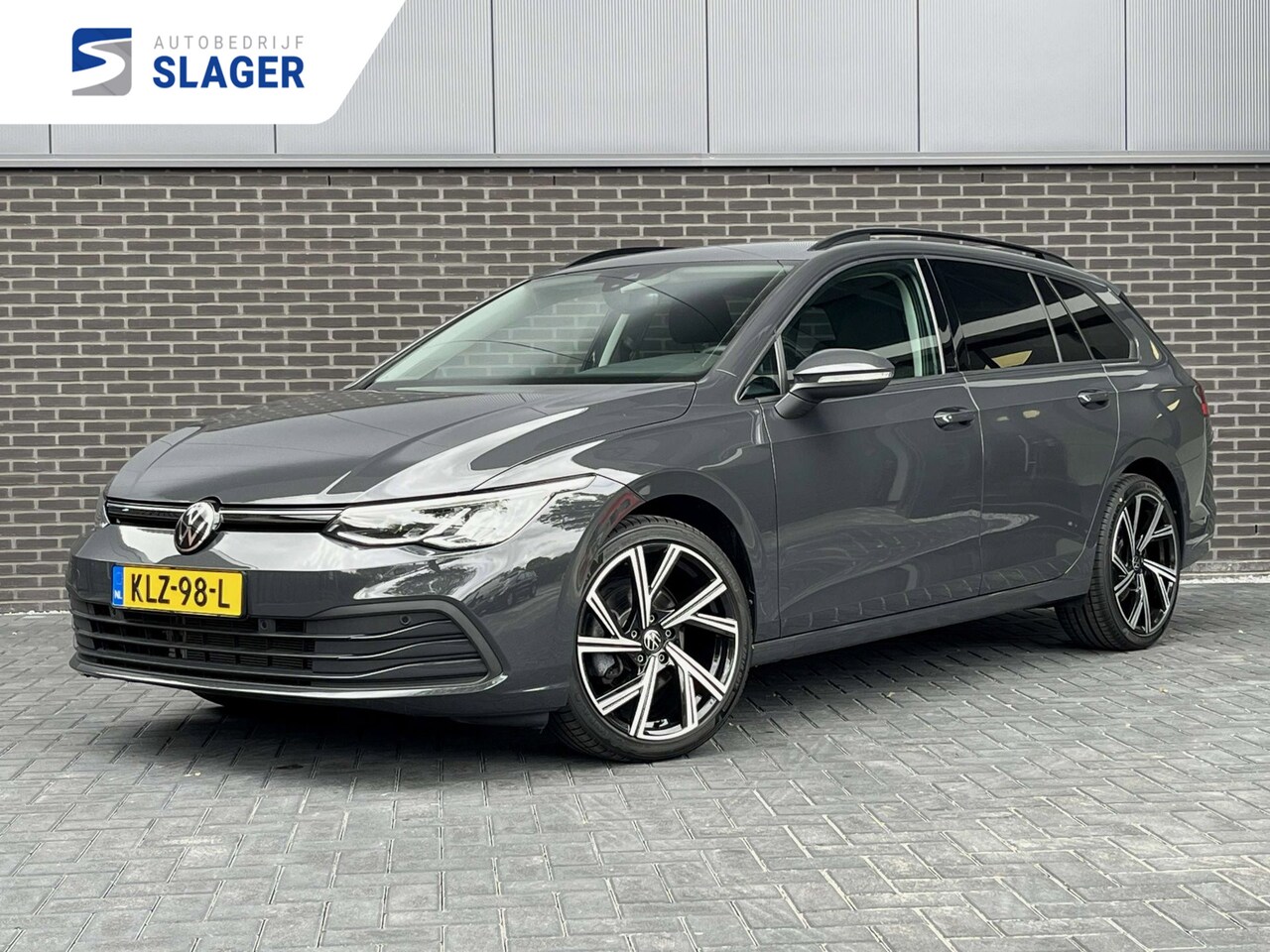 Volkswagen Golf Variant - 1.5 eTSI Life Business DSG | Camera | LED | 18" - AutoWereld.nl
