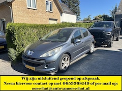 Peugeot 207 - 1.4-16V Color-line