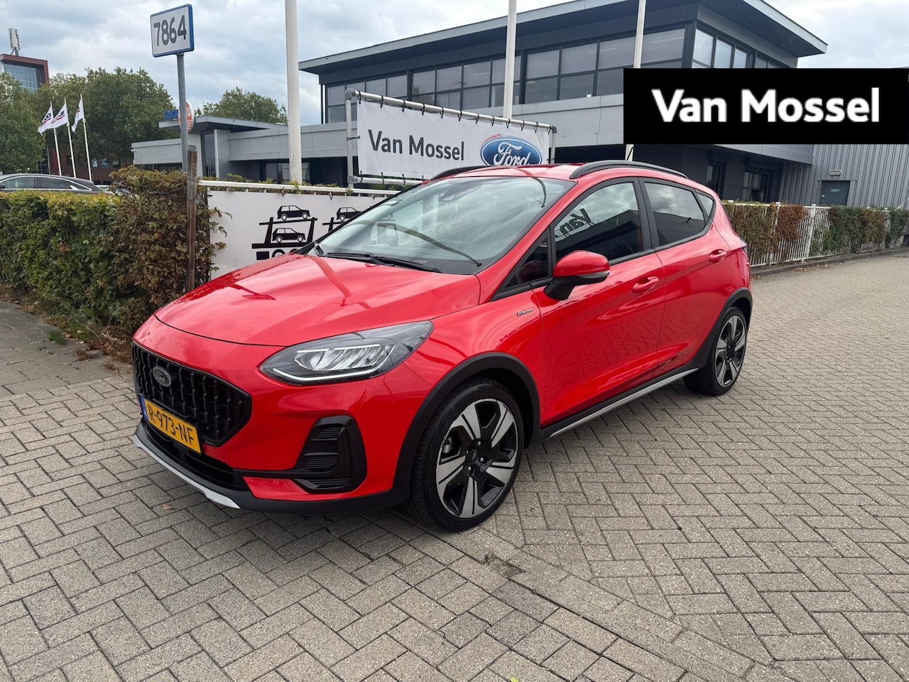 Ford Fiesta - 1.0 EcoBoost Hybrid Active X | Cruise Ctrl | NAV | Achteruirijcamera | Keyless Entry | 17* - AutoWereld.nl