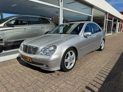 Mercedes-Benz C-klasse - 180 K. Elegance | Airco | Elektrische ramen | Trekhaak | APK tot 15-03-2027 |