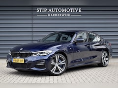 BMW 3-serie - 330e M Sport Individual | 19'' Wielen | Lederen Bekleding | CarPlay | Audio Media Pack | 1