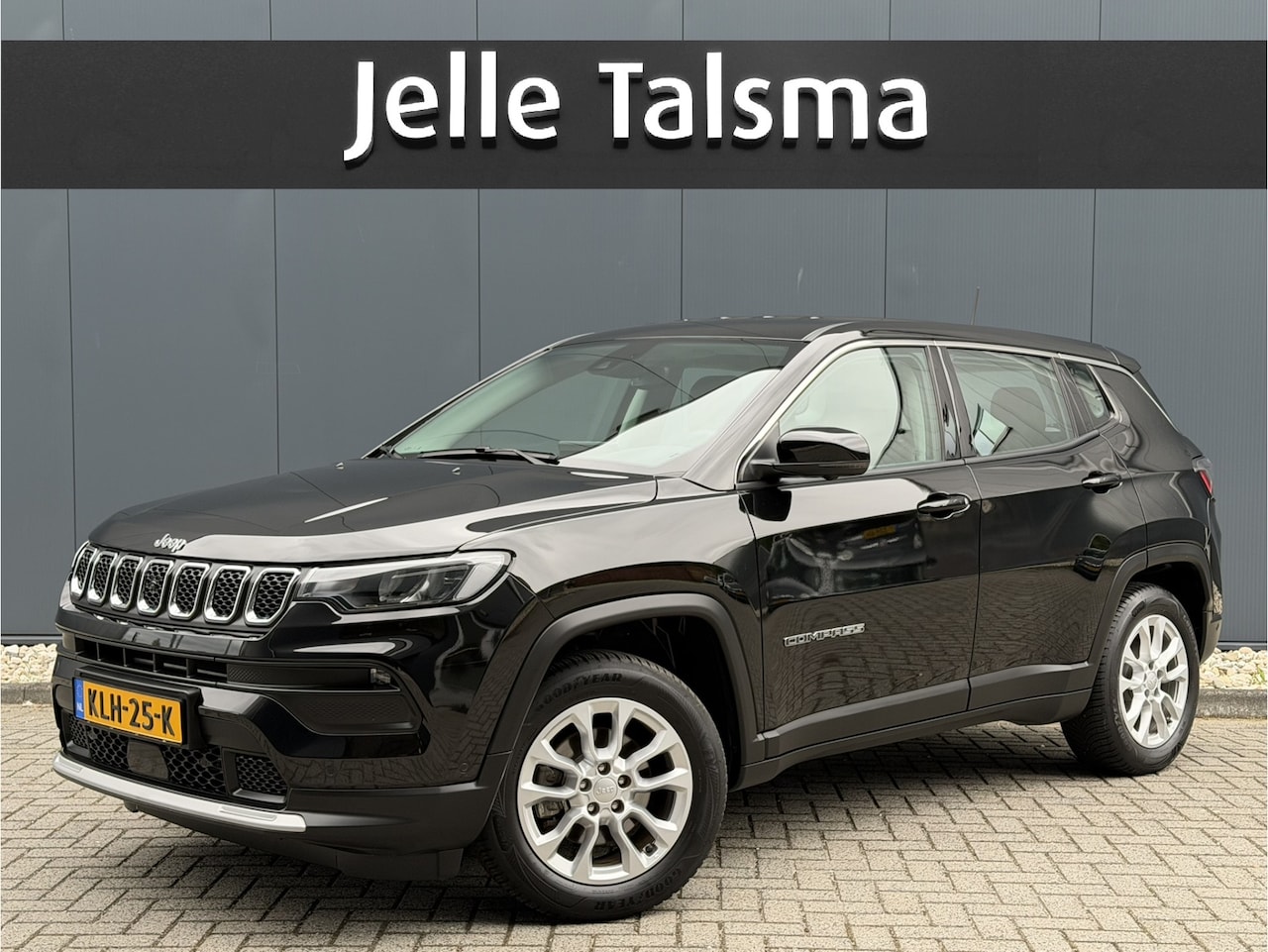 Jeep Compass - 1.5T e-Hybrid Longitude | LED | CarPlay | Winter Pack | 360 Camera | Parking Pack - AutoWereld.nl