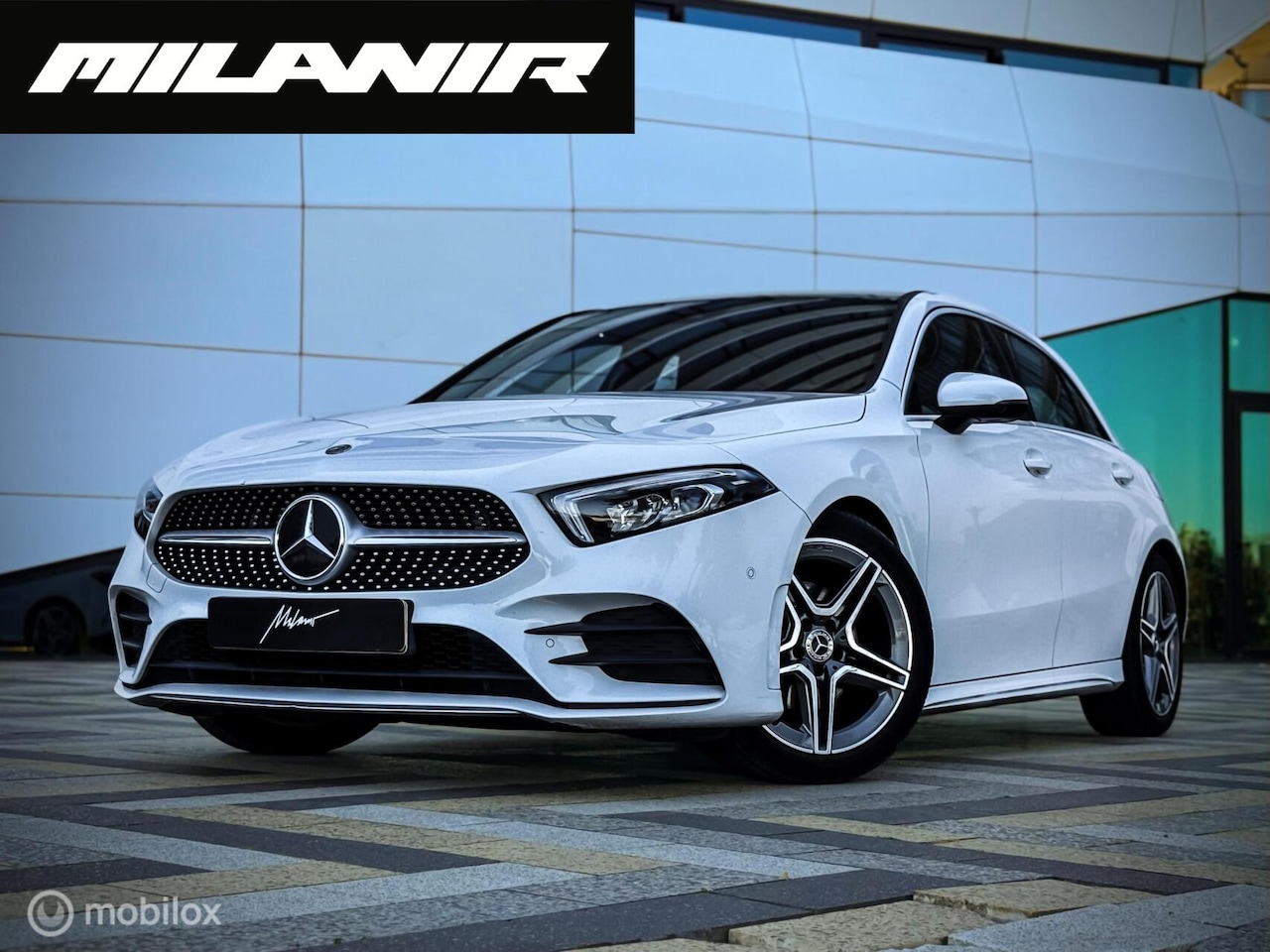 Mercedes-Benz A-klasse - 200 AMG Line |Pano |Led |Stoelverwarming - AutoWereld.nl