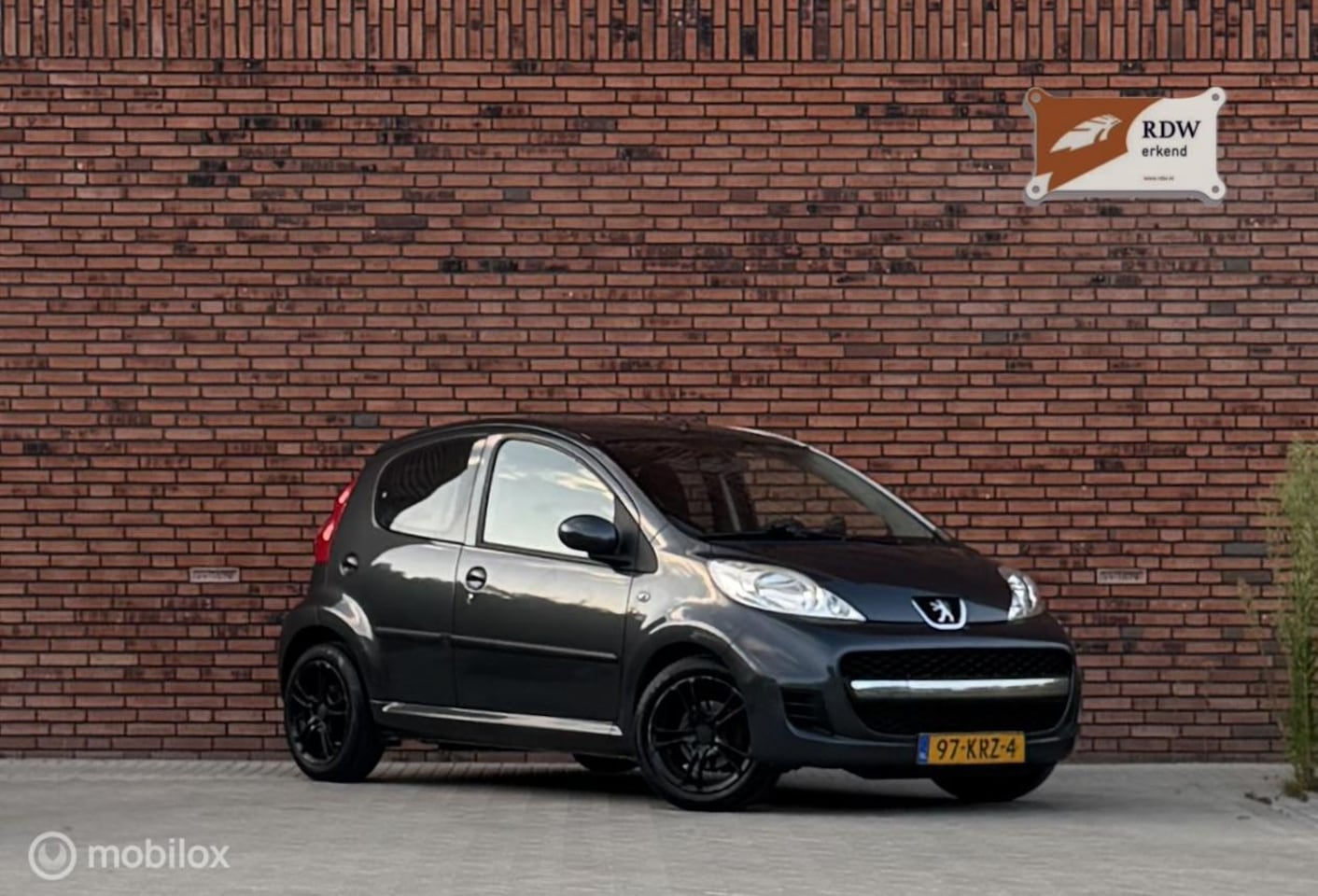 Peugeot 107 - 1.0-12V Sublime 1.0-12V Sublime,New APK, AIRCO, ISOFIX,CARPLAY - AutoWereld.nl