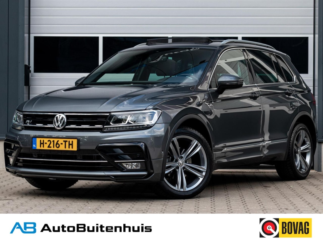 Volkswagen Tiguan - 1.5 TSI ACT Highline R-Line|PANO|ADAPT. CRUISE|STOELVERWARMING|ELEK. KLEP - AutoWereld.nl
