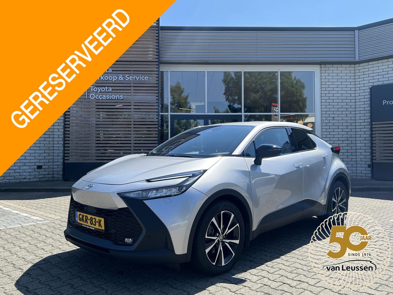 Toyota C-HR - 1.8 HYBRID 140 STOEL/STUURVERW LED KEYLESS BSM 18'' LM-VELGEN APPLE/ANDROID PARK-SENSOREN - AutoWereld.nl