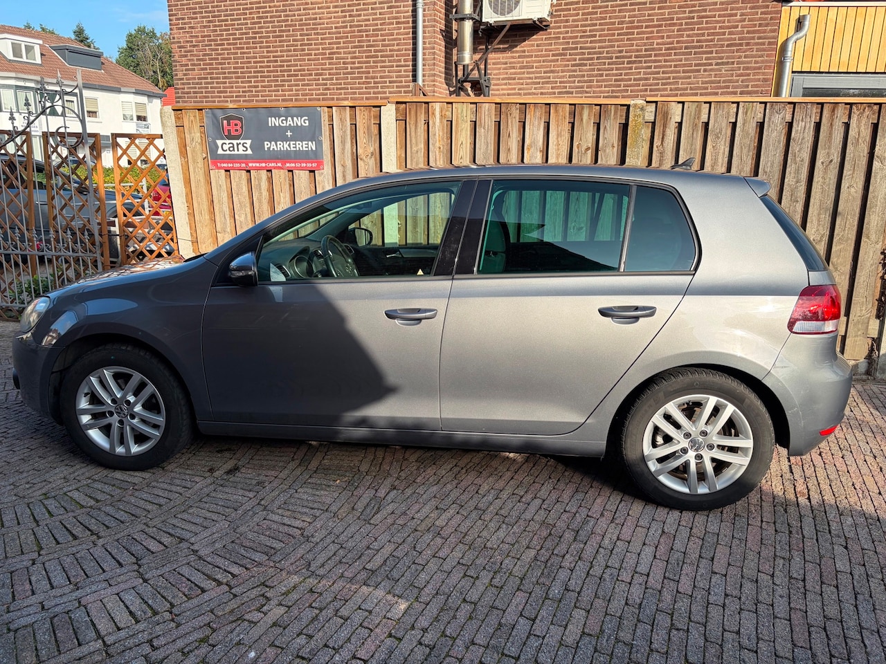 Volkswagen Golf - 1.2 TSI Highline BlueMotion 1.2 TSI Highline BlueMotion - AutoWereld.nl