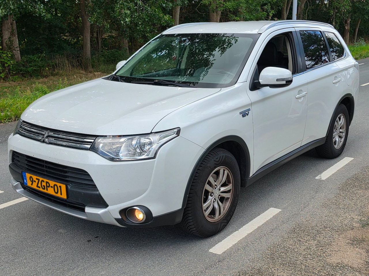 Mitsubishi Outlander - 2.0 PHEV Business Edition X-Line / AIRCO/ NAP - AutoWereld.nl