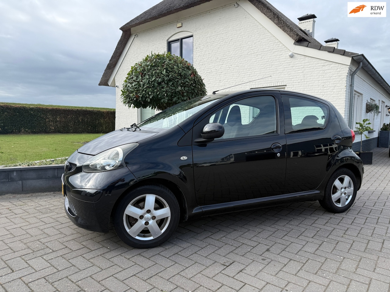 Toyota Aygo - 1.0-12V / Bj: 2007 / Airco / Apk tot 04-2027! - AutoWereld.nl