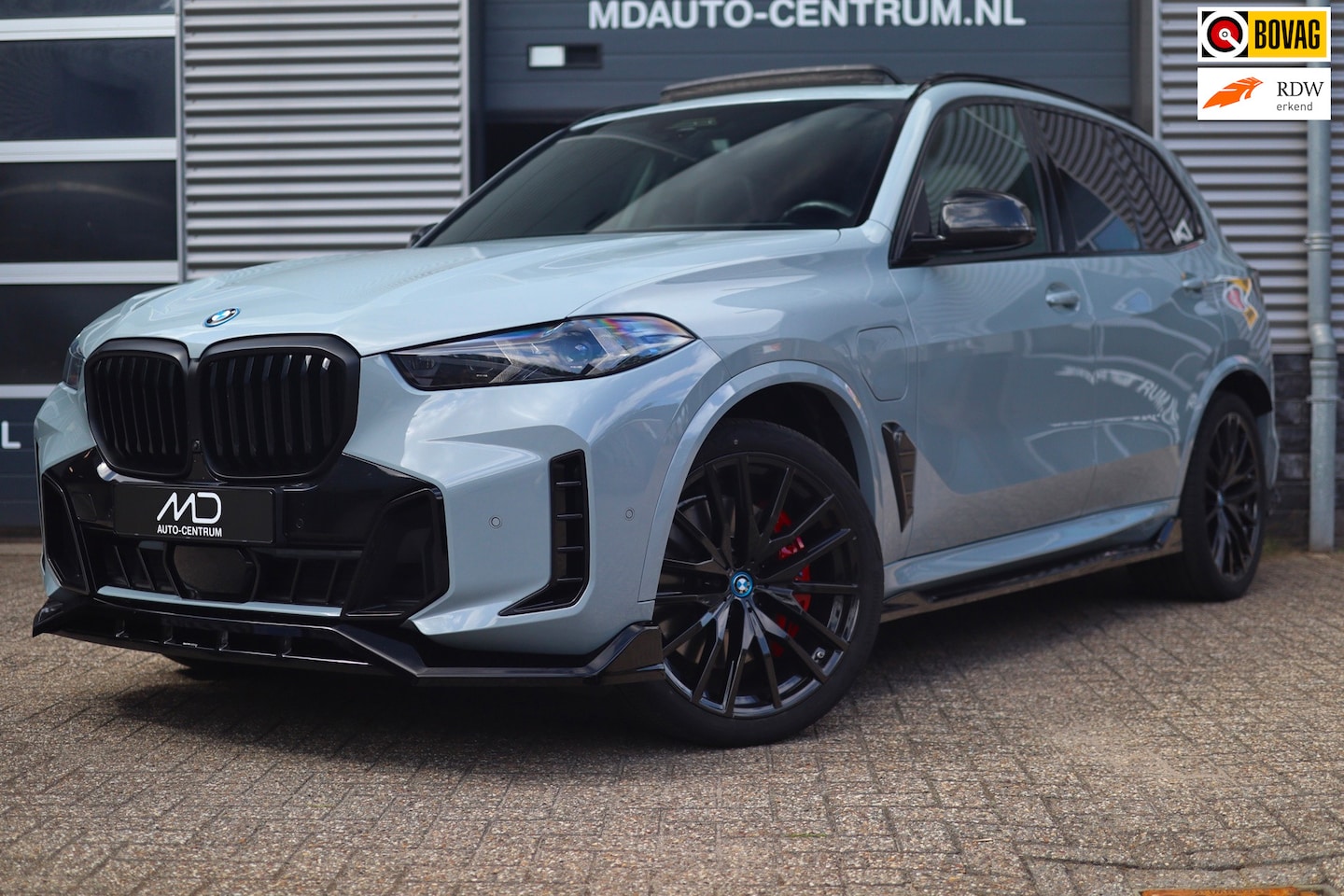 BMW X5 - XDrive50e M-Sport Pro| Skylounge| B&W| Carbon| Massage - AutoWereld.nl