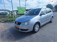 Volkswagen Polo - 1.2-12V Trendline / Nette auto / 142.028 km