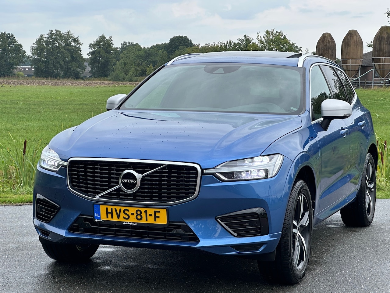 Volvo XC60 - 2.0 T8 Twin Engine AWD R-Design | Netjes | Erad v.v | Dealer Oh - AutoWereld.nl