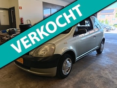 Toyota Yaris - 1.0-16V VVT-i Eco met Nieuwe Apk