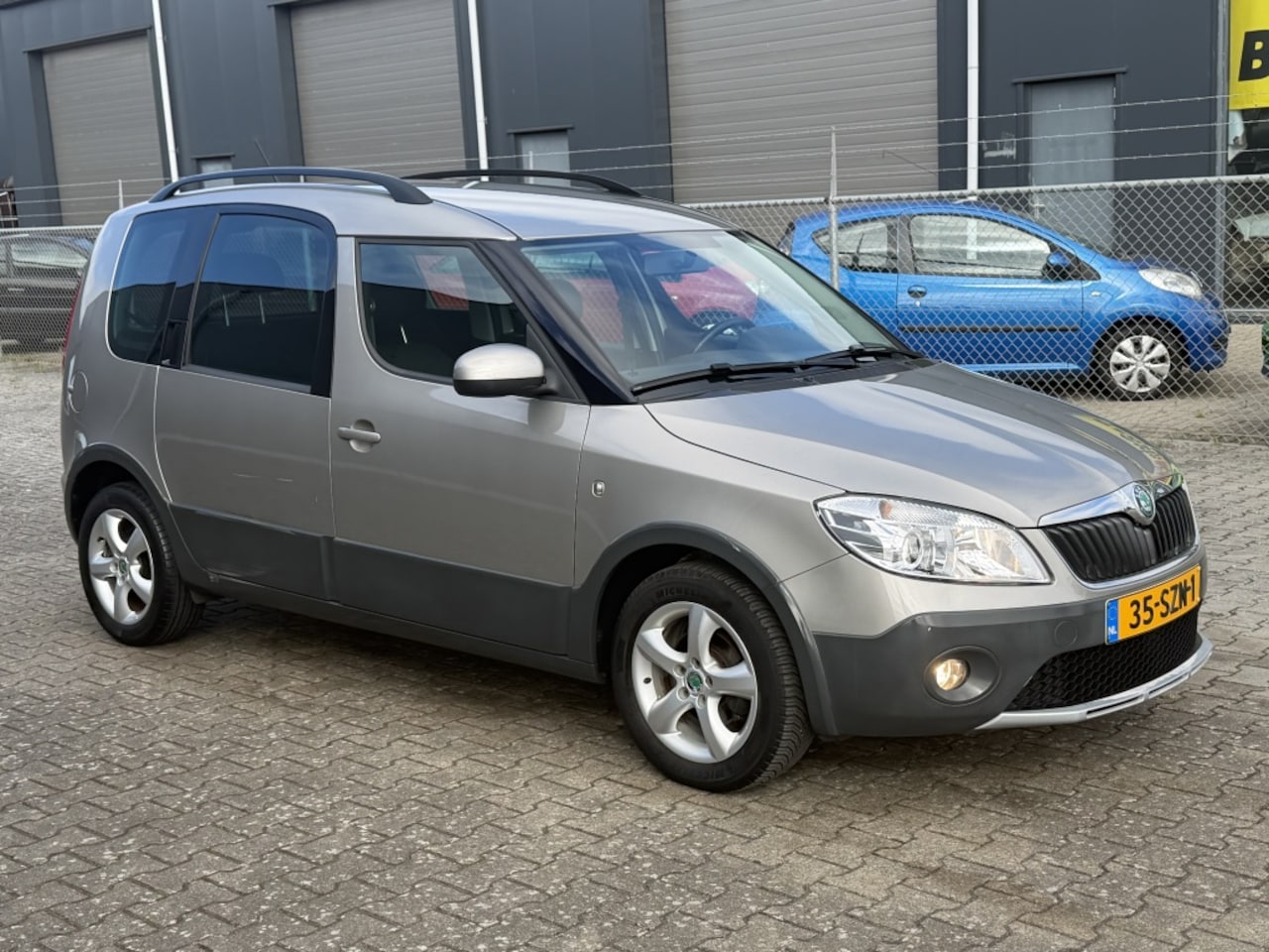 Skoda Roomster - 1.2 TSI Airco Apk:April 2027. - AutoWereld.nl