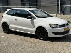 Volkswagen Polo - 1.2 Airco Verwarmde stoelen Apk:4-2027
