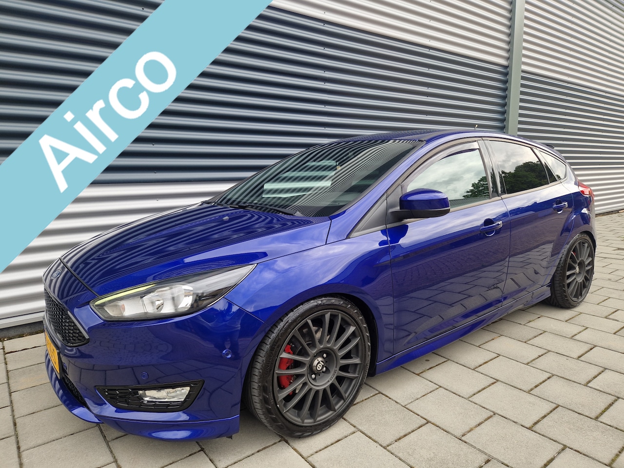 Ford Focus - 1.5 ST-Line Edition, Sparco , KW schroefset ,Navigatie, volledige onderhoudshistorie - AutoWereld.nl