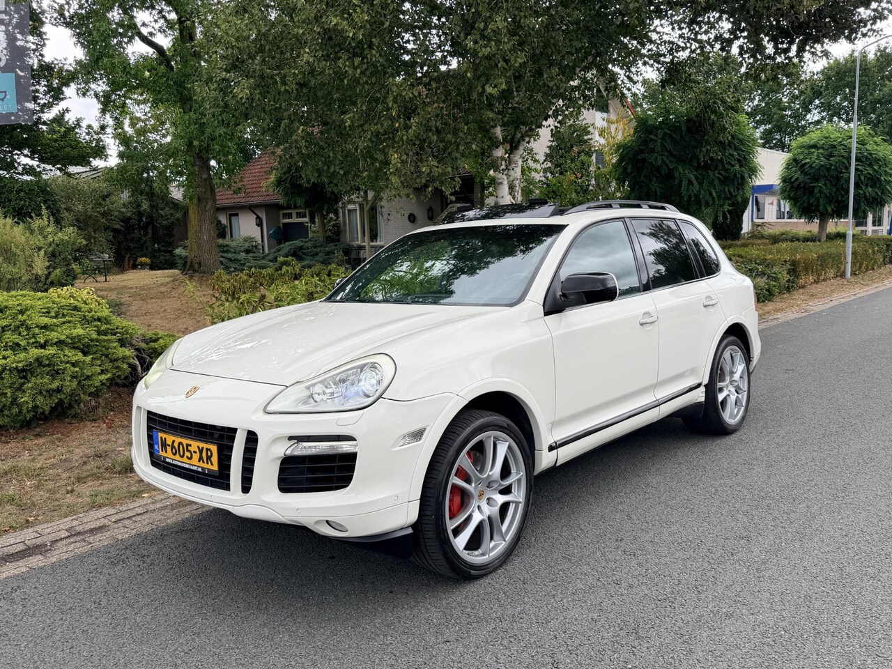 Porsche Cayenne - 4.8 Turbo S V8 550PK Pano•Leder - AutoWereld.nl