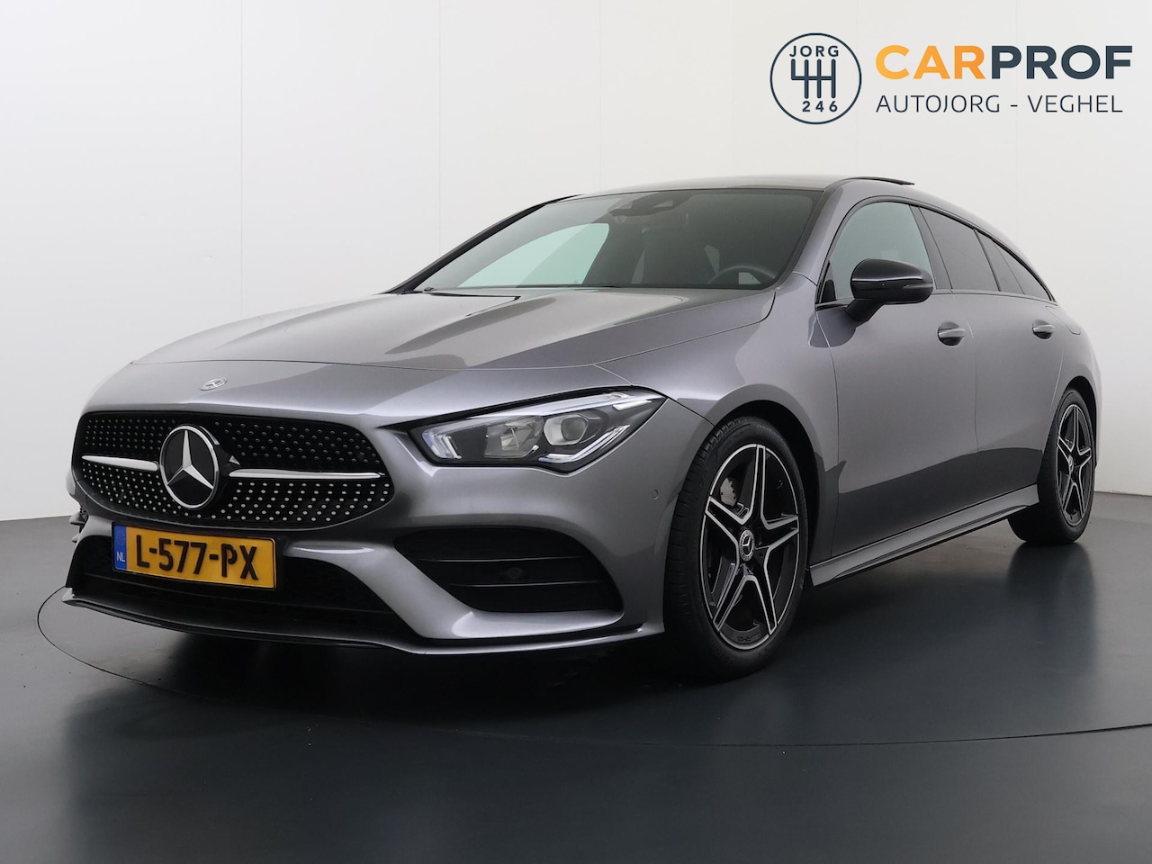 Mercedes-Benz CLA-klasse Shooting Brake - 200 Business Solution AMG Pano | Sfeerverlichting | Camera | Stoelverwarming | - AutoWereld.nl