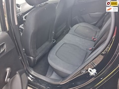 Hyundai i10 - 1.0i i-Drive Sound