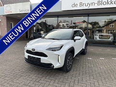 Toyota Yaris Cross - 1.5 Hybrid 130 Dynamic + Comfort Pack dodehoekdetectie / stoelverwarming / stuurwielverwar