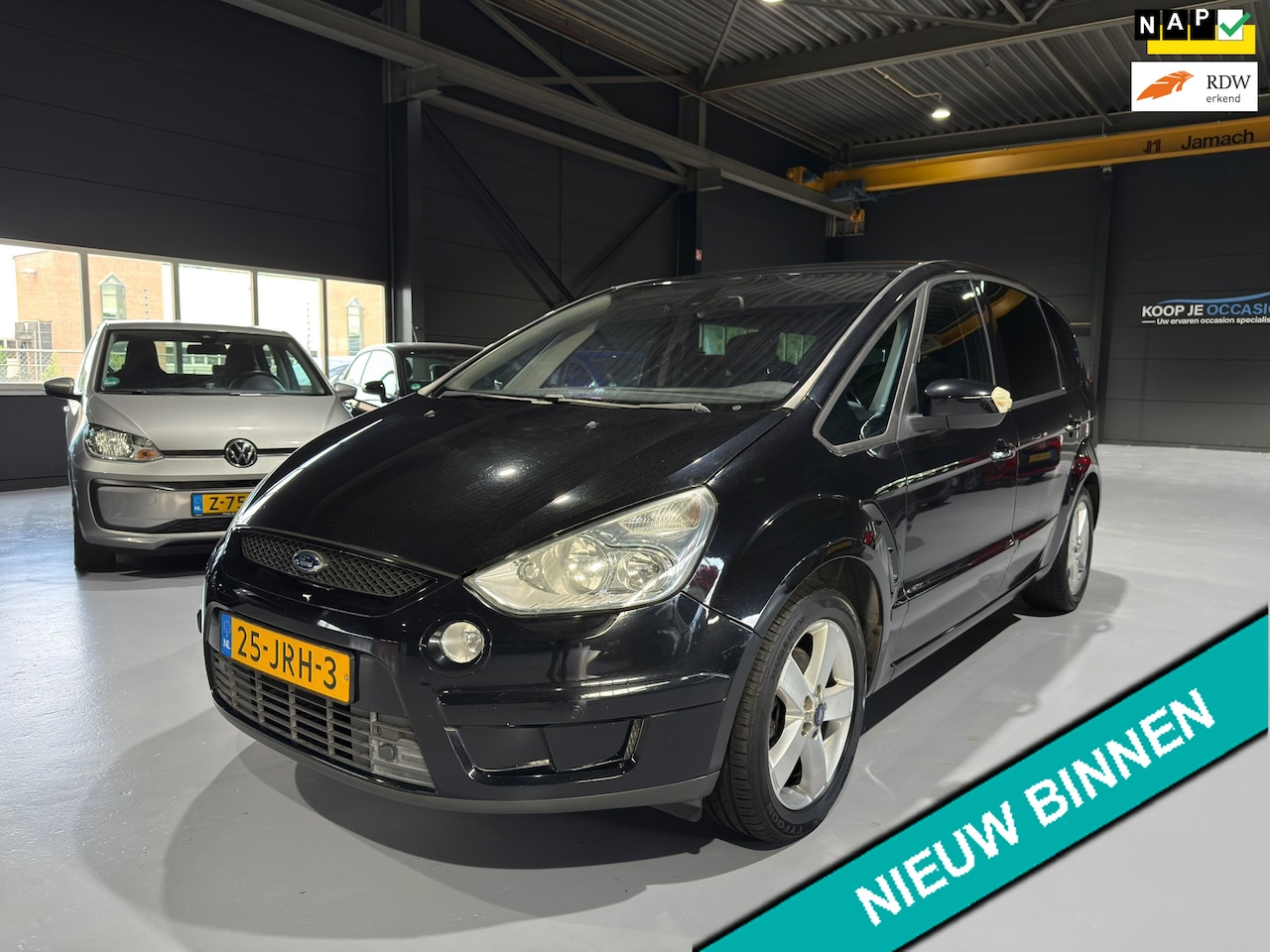 Ford S-Max - 2.0 Titanium Dealeronderhouden | PDC |Trekhaak|BT - AutoWereld.nl