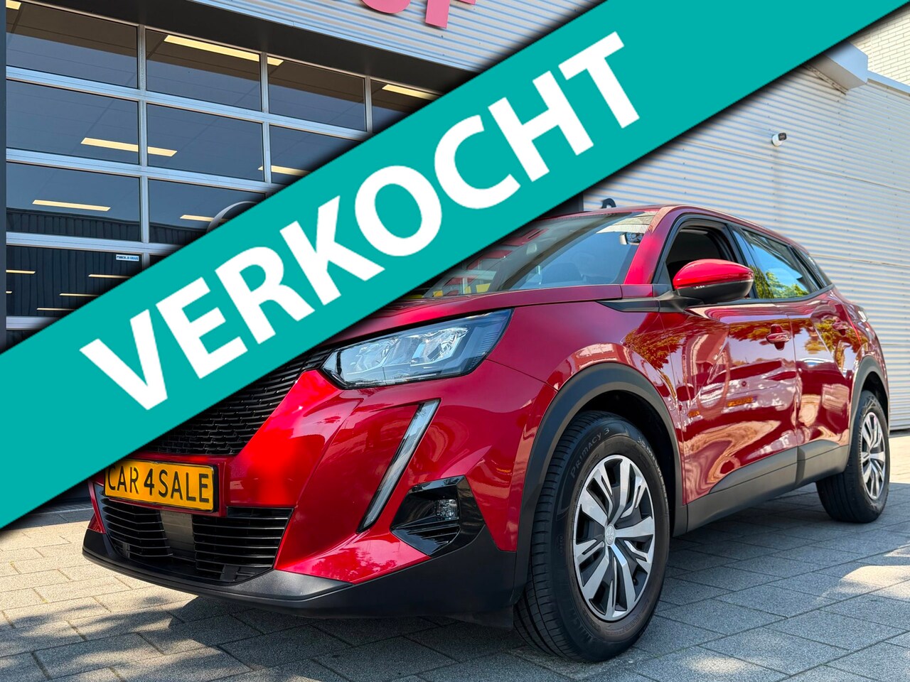 Peugeot 2008 - 1.2 PureTech Active Pack Premium - 33.000 KM I Navigatie / Apple CarPlay I Airco I PDC I C - AutoWereld.nl